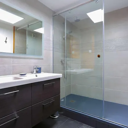 شقة Duplex Renove A - 12 Pers, 4 Chambres, Garage, Proche Pistes Et Commerces - Fr-1-637-40 فال تورُن