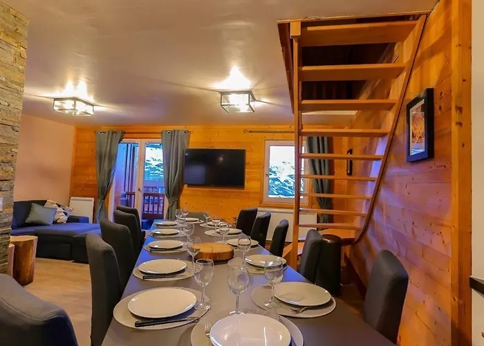 Duplex Renove A - 12 Pers, 4 Chambres, Garage, Proche Pistes Et Commerces - Fr-1-637-40 *