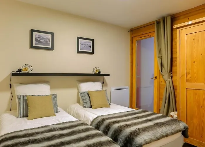 Duplex Renove A - 12 Pers, 4 Chambres, Garage, Proche Pistes Et Commerces - Fr-1-637-40 Daire